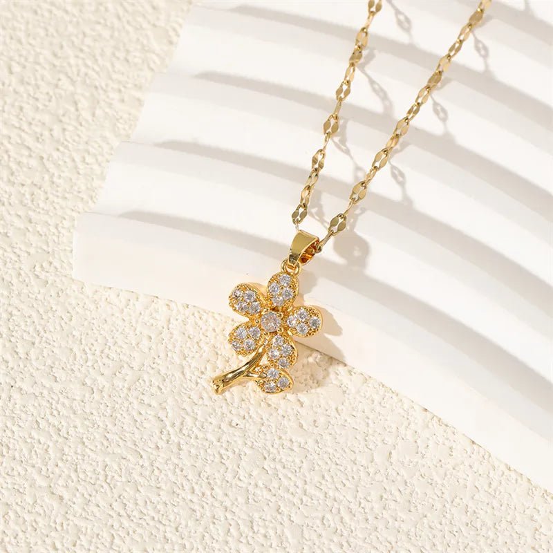 Alam Ara sparkling zircon flower pendant necklace, exquisite design, front view